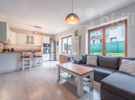 Nové rodinné plně vybavené 4+kk 84m2 s 195m2 zahradou | Prodej bytu, 4+kk, 86 m²