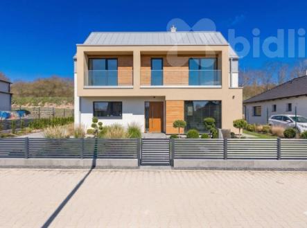 Krásný stavební a zasíťovaný pozemek o výměře 579m2 | Prodej - pozemek pro bydlení, 579 m²