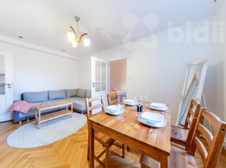 Prodej bytu 2+1 v klidné části Vinohrad s rychlým spojením do centra | Prodej bytu, 2+1, 47 m²