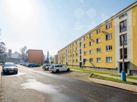 Pronájem, byt 2+1 s lodžií, Sídliště U Nového nádraží, Bílina | Pronájem bytu, 2+1, 55 m²