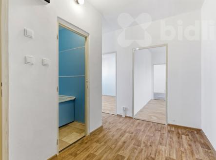 Prostorný byt 3+1 s lodžií a výhledem v Teplicích | Prodej bytu, 3+1, 73 m²