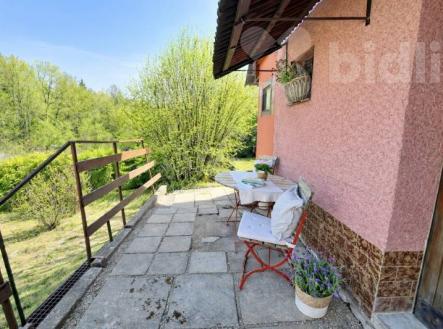 Útulná zděná chata se zahradou jen pár minut od Tábora | Prodej - chata/rekreační objekt, 37 m²