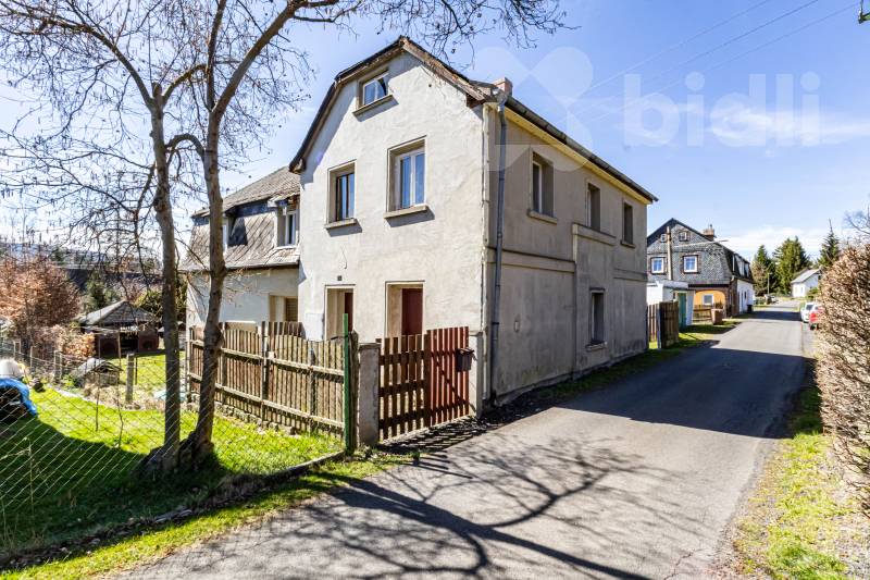 Prodej rodinného domu  5+1, 205 m2, Šluknov - Císařský