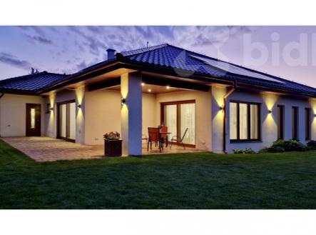 Prodej vily 220 m2, pozemek 1243 m2, Lužická, Šternberk | Prodej - dům/vila, 220 m²