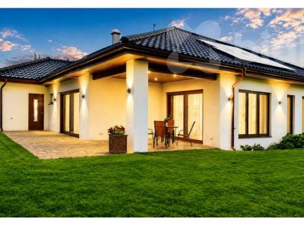 Prodej moderního rodinného domu vyšší třídy 220 m2, pozemek 1243 m2, Lužická, Šternberk | Prodej - dům/vila, 220 m²