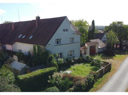 Statek s velkým pozemkem cca 2182 m2, Librantice | Prodej - dům/vila, 785 m²