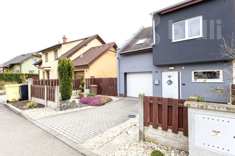 Prodej rodinného domu 5+kk, Měnín