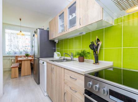 Prodej bytu 3+1 s lodžií, Praha - Stodůlky | Prodej bytu, 3+1, 93 m²