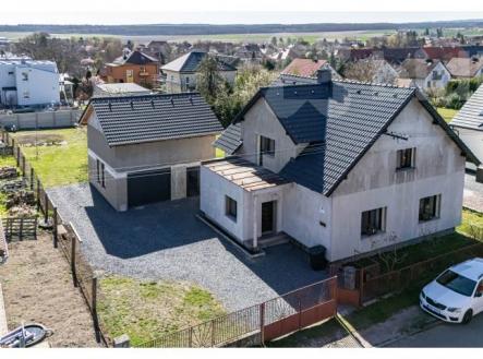 Prodej rodinného domu 179m2, pozemek 1200m2 | Prodej - dům/vila, 179 m²