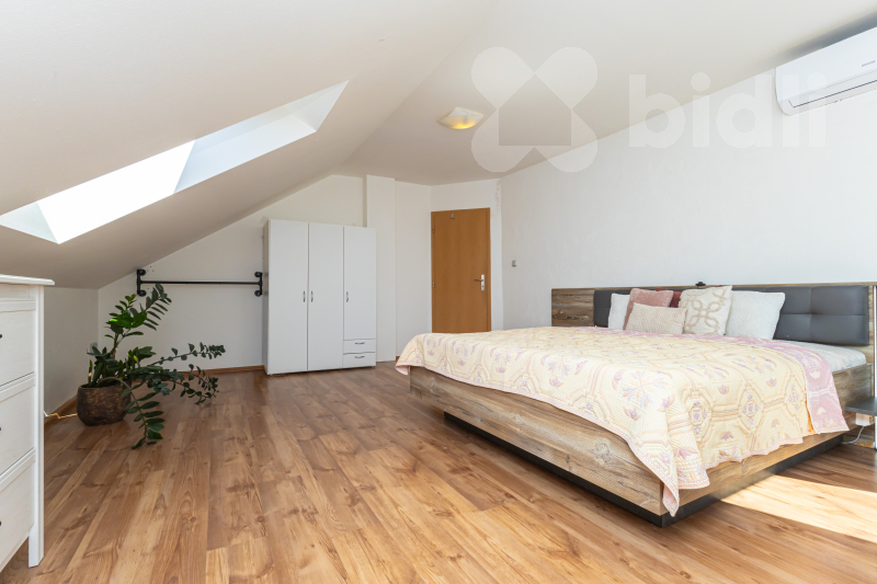 Prodej rodinného domu se zahradou, Svatý Kříž