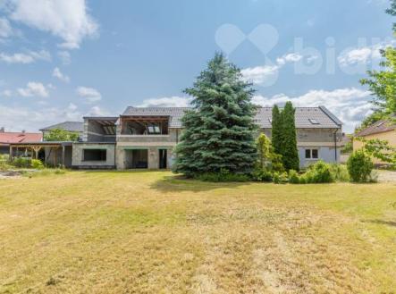 Dvougenerační RD 8+2, pozemek 2504m2, Velký Osek | Prodej - dům/vila, 346 m²
