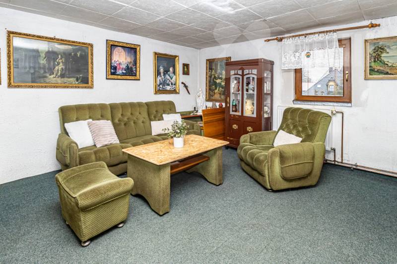 Exklusívně nabízíme rodinný dům v obci Kovářská.