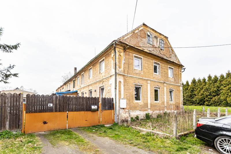 Prodej rodinný dům 6+1 s možností rozšíření, pozemek 1528 m2, Zámělíč