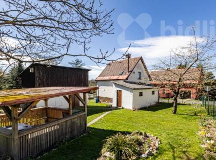 Dům se stavební parcelou - bydlení i investice v Dalešicích | Prodej - dům/vila, 100 m²