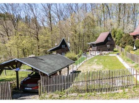 Chata u lesa s rybníčkem a garážovým stáním - Podlesí, Horní Police | Prodej - chata/rekreační objekt, 50 m²