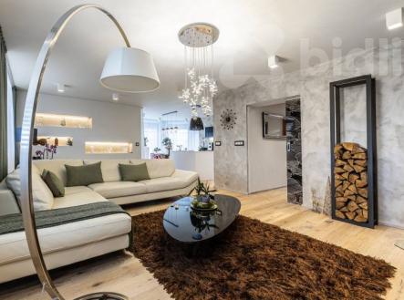 Rodinný dům s duší a pohádkovou zahradou v srdci lázeňských Poděbrad | Prodej - dům/vila, 195 m²