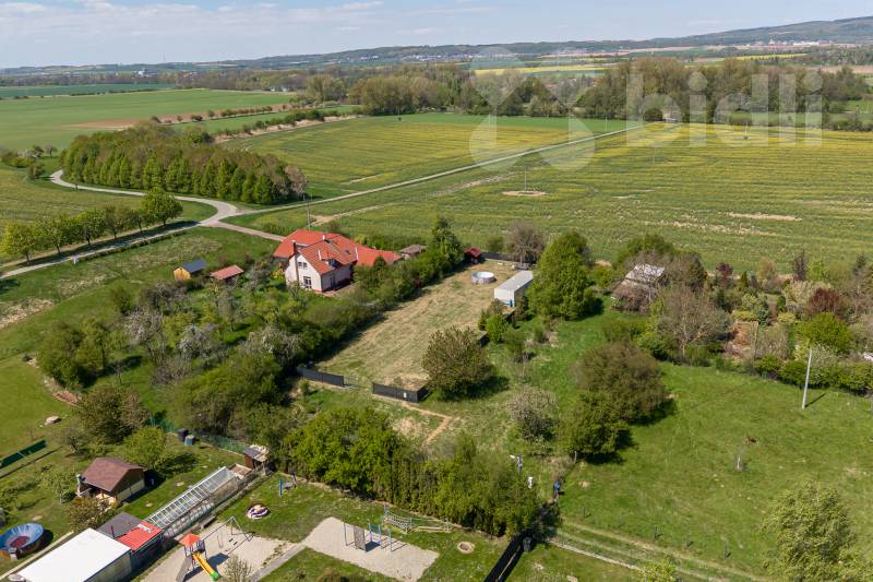 Exkluzivní prodej stavebního pozemku 1532 m2 v Lipníku nad Bečvou