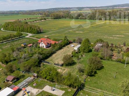 Exkluzivní prodej stavebního pozemku 1532 m2 v Lipníku nad Bečvou | Prodej - pozemek pro bydlení, 1 532 m²
