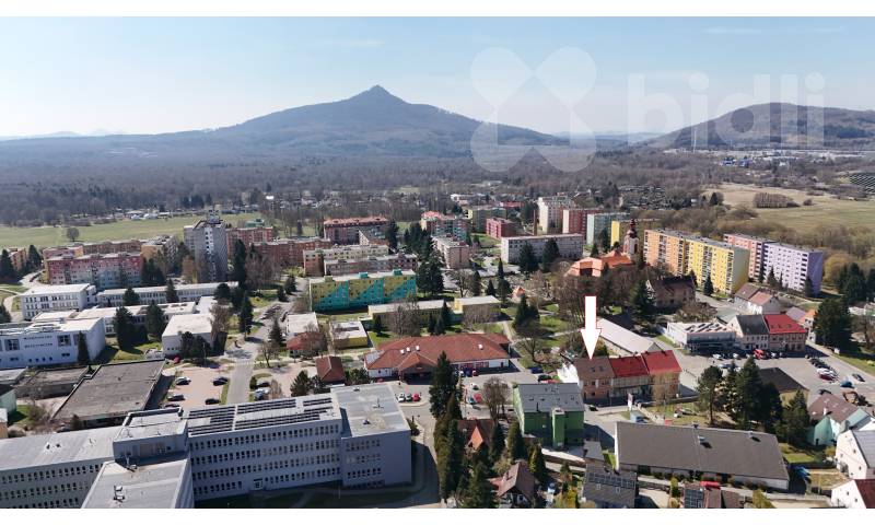 Prodej vícegeneračního RD 220m2 s komerčním prostorem, Stráž pod Ralskem