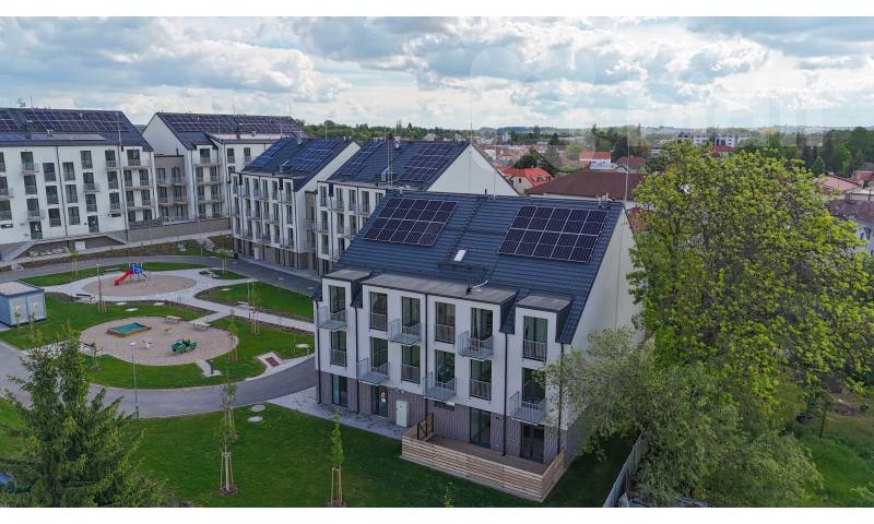 Exkluzivní byt 2+kk, 154 m2 s balkonem a garáží v Českém Brodě