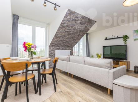 Exkluzivní byt 3+kk, 154 m2 s balkonem a garáží v Českém Brodě | Prodej bytu, 3+kk, 154 m²
