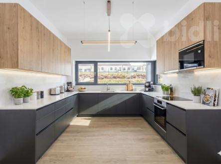 Luxusní RD 5+kk s pozemkem 936m2, Vlašim | Prodej - dům/vila, 203 m²