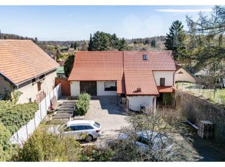 Soubor nemovitostí : RD 140 m2 + objekt 194 m2 | Prodej - komerční objekt, výroba, 235 m²