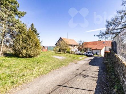 Soubor nemovitostí : RD 140 m2 + objekt 194 m2 | Prodej - komerční objekt, výroba, 235 m²