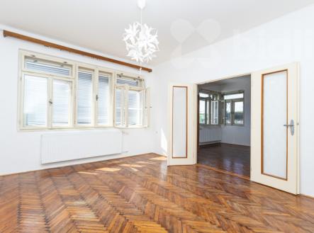 Polovina vily - byt 6+1,  půda, garáž, zahrada - Luhačovice | Prodej bytu, 6+1, 189 m²