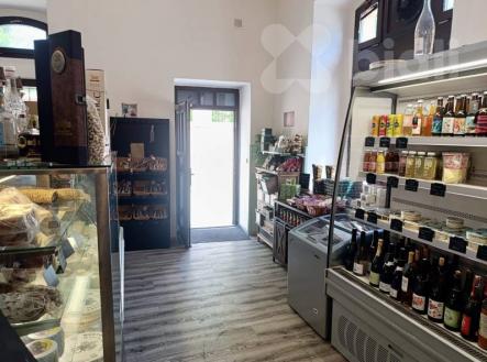 Pronájem restaurace / showroomu / obchodního prostoru Praha 5 | Pronájem - obchodní prostor, 77 m²