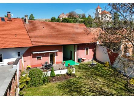 Výjimečná usedlost v Sadské - investice, business a možnost domu až se 3 bytovými jednotkami | Prodej - pozemek, ostatní, 1 453 m²