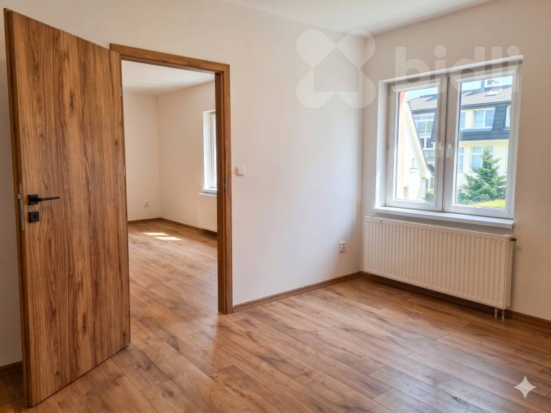Pronájem bytu 2+kk 42 m², Dukelská, Jablunkov