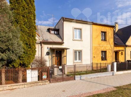 Prodej domu 4+1 se zahradou, Třebeš | Prodej - dům/vila, 125 m²