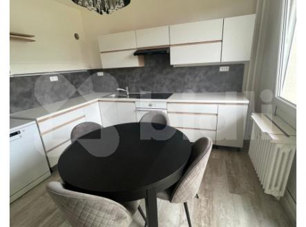 Pronájem, byt 3+1 po rekonstrukci, Hradec Králové | Pronájem bytu, jiný, 96 m²