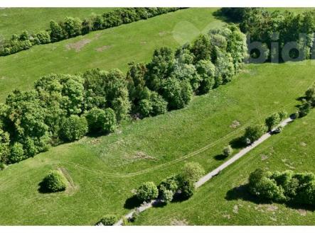 Prodej pozemku 7 411 m2, Nový Jičín - Horní Předměstí | Prodej - pozemek, trvalý travní porost, 7 411 m²