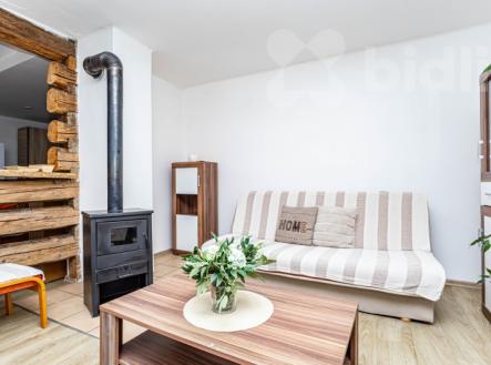 Stylová roubenka se zahradou a investičním potenciálem - Třtěnice u Jičína | Prodej - dům/vila, 110 m²