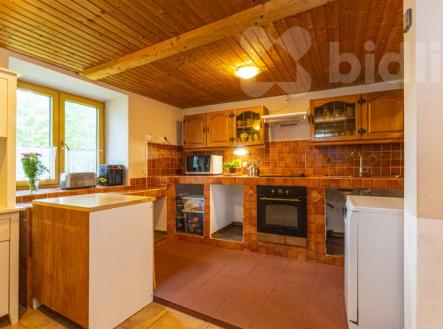 Prodej vesnického statku se dvěma domy 840 m2, pozemek 2253 m2,Byňov u Nových Hradů | Prodej - dům/vila, 840 m²