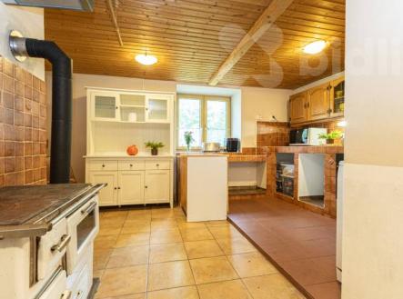 Prodej vesnického statku se dvěma domy 840 m2, pozemek 2253 m2,Byňov u Nových Hradů | Prodej - dům/vila, 840 m²