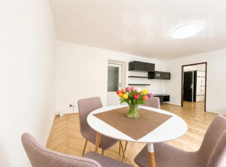 Pronájem bytu 3+1 76m2 - Pod Sídlištěm 10, Praha 8 - Kobylisy | Pronájem bytu, 3+1, 76 m²