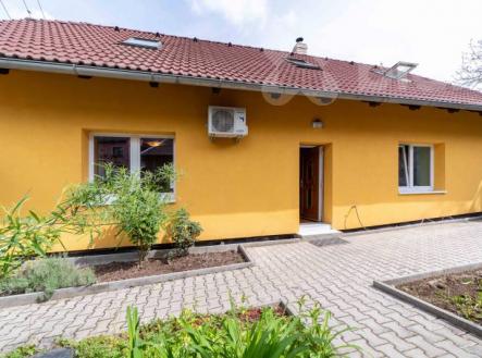 Prodej rodinného domu s garáží v Blevicích na Kladensku | Prodej - dům/vila, 125 m²