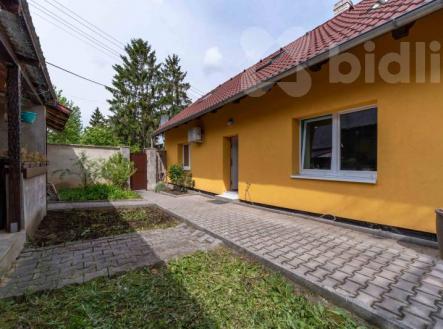 Prodej rodinného domu s garáží v Blevicích na Kladensku | Prodej - dům/vila, 125 m²