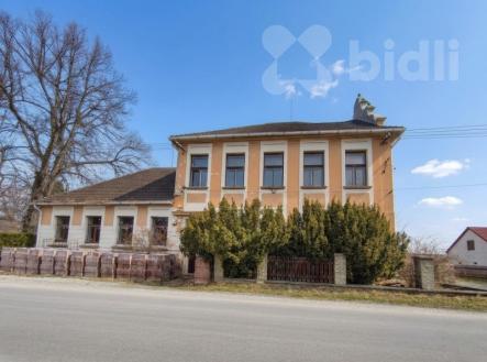 Prodej objektu bývalé školy 700 m2, pozemek 1 136 m2, Suchdol nad Lužnicí - Klikov | Prodej - dům/vila, 700 m²
