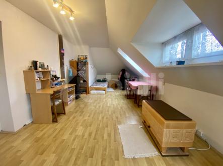 Pronájem bytu 3+1 v centru Hradce Králové | Pronájem bytu, 3+1, 80 m²