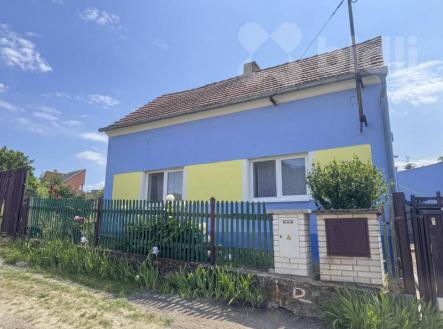 Dům od ulice | Prodej - dům/vila, 160 m²