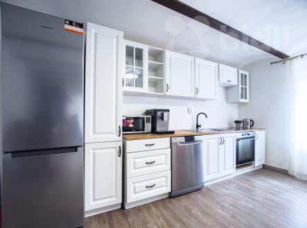 Pronájem bytu 2+kk, 60 m², náměstí Svobody, Planá | Pronájem bytu, 2+kk, 60 m²