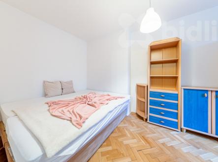 Prodej bytu 2+1 v klidné části Vinohrad s rychlým spojením do centra | Prodej bytu, 2+1, 47 m²