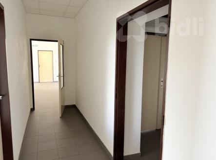 Pronájem komerčních prostor - kanceláří 52 m2 + společné prostory | Pronájem - kanceláře, 52 m²