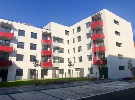 Pronájem, Byt 1+kk, 37 m2, s parkovacím stáním,  Pardubice, ulice Bratranců Veverkových | Pronájem bytu, 1+kk, 40 m²
