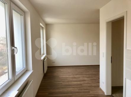 Pronájem, Byt 1+kk, 37 m2, s parkovacím stáním,  Pardubice, ulice Bratranců Veverkových | Pronájem bytu, 1+kk, 40 m²
