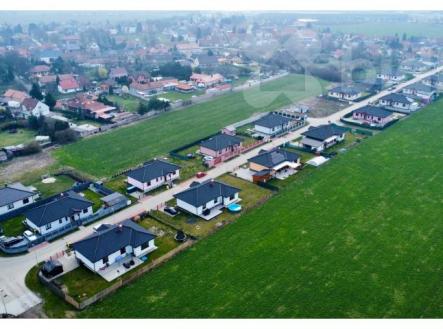 Prodej stavebního pozemku v nové lokalitě Úžice - 827m2 | Prodej - pozemek, zemědělská půda, 827 m²